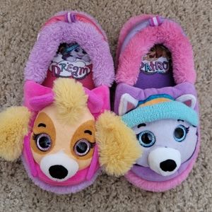 PAW PATROLS GIRLS SLIPPERS RAINBOW Skye & Everest